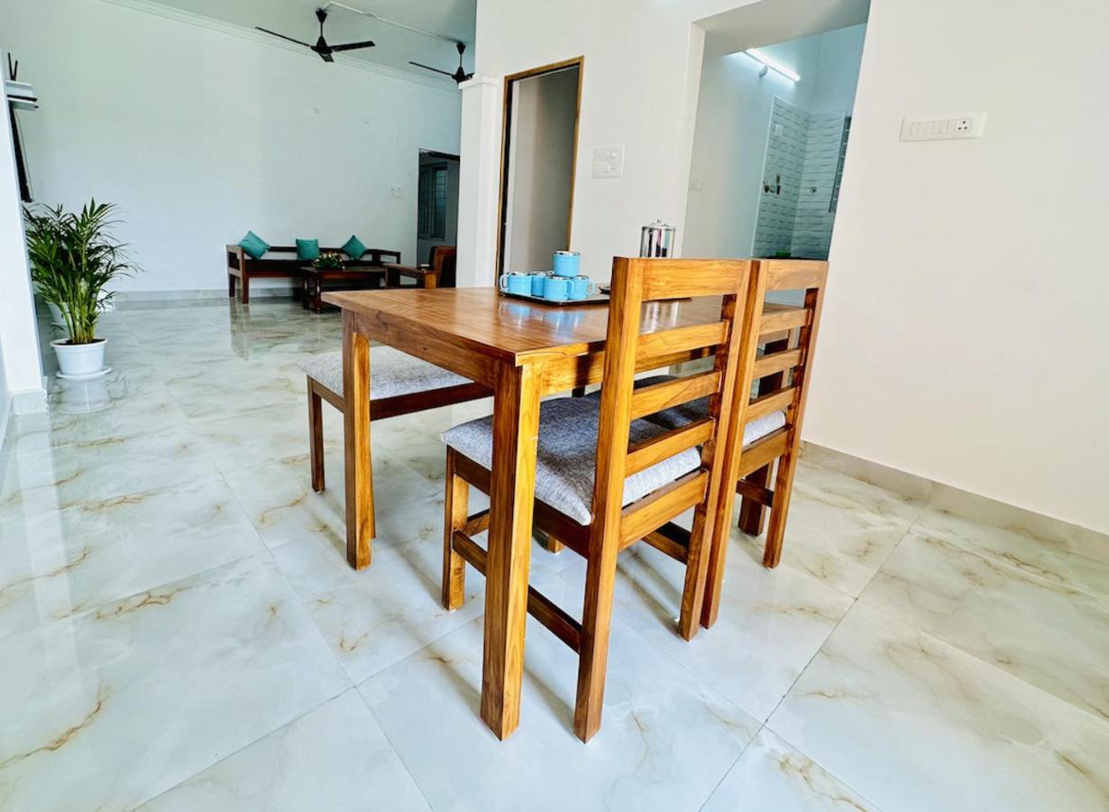Tirupati Homestay: Luxury AC Apartments with Fast Wi-Fi near Temples Exterior photo